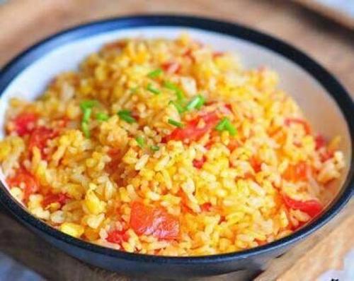 番茄炒饭的做法和步骤,番茄炒饭怎么做好吃又简单