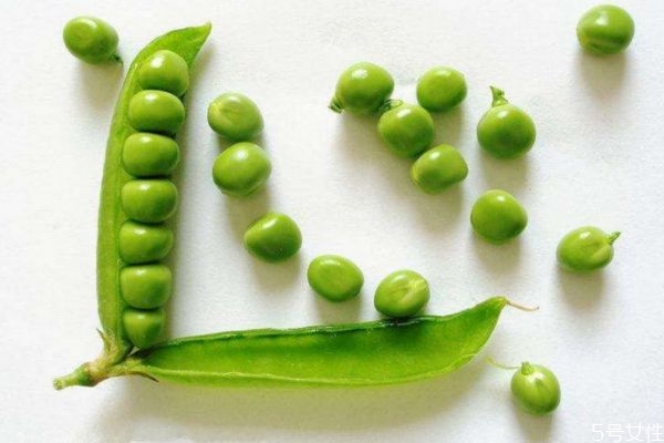 豌豆黄变质了什么样,豌豆变黄是正常的吗