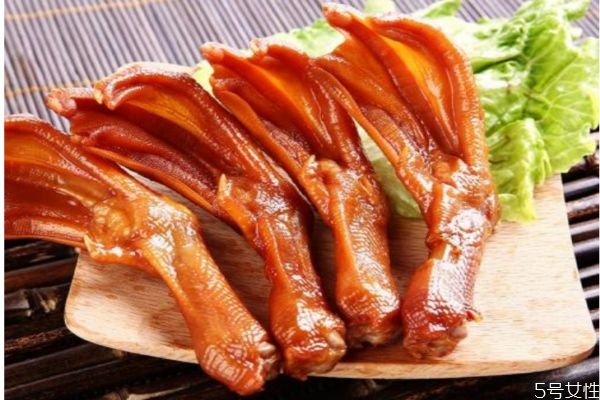 卤鸭掌怎么做好吃又简单,卤鸭掌怎么做好吃又简单窍门
