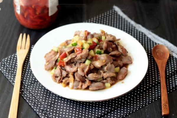 鸡胗买回来怎么处理,买回的鸡怎么处理