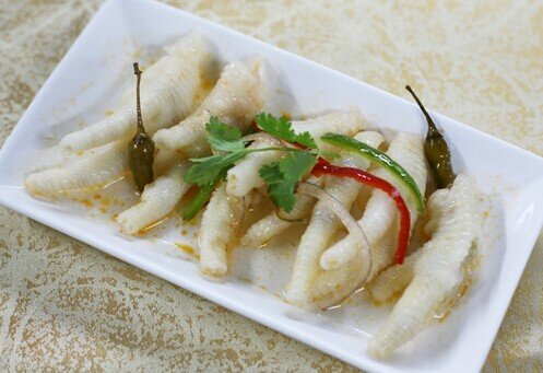 白云凤爪的正宗做法视频,白云凤爪的做法和配料