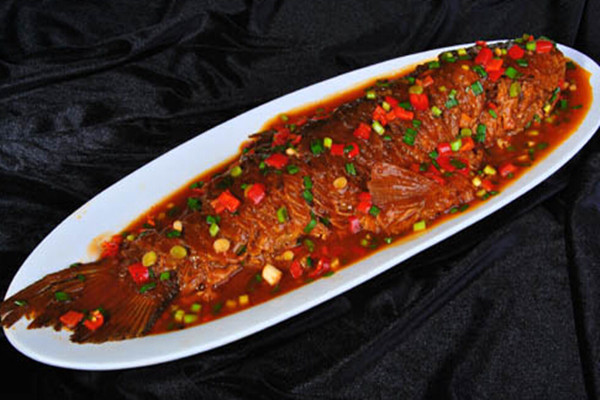 红烧草鱼的做法和步骤,红烧草鱼的做法 最正宗的做法