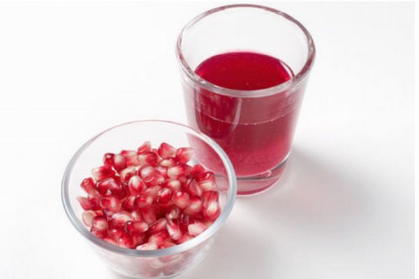 榨石榴汁的简单方法,怎样榨石榴汁 榨石榴汁的简单方法,怎样榨石榴汁