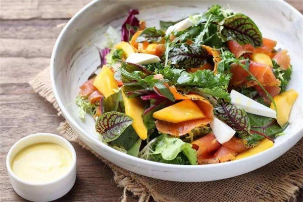 羽衣甘蓝是生菜吗?,羽衣甘蓝和生菜的区别