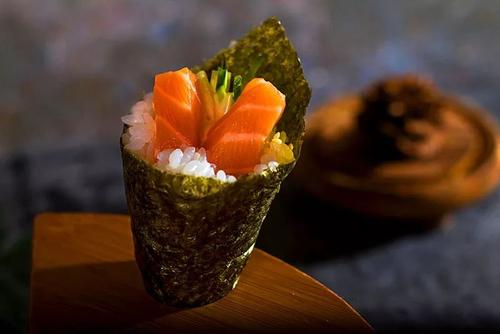 鳗鱼手卷图片,鳗鱼卷的做法大全