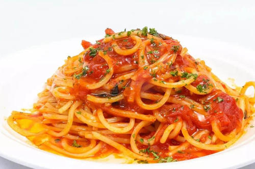 番茄意大利面的做法步骤,意大利面怎么做好吃又简单的做法