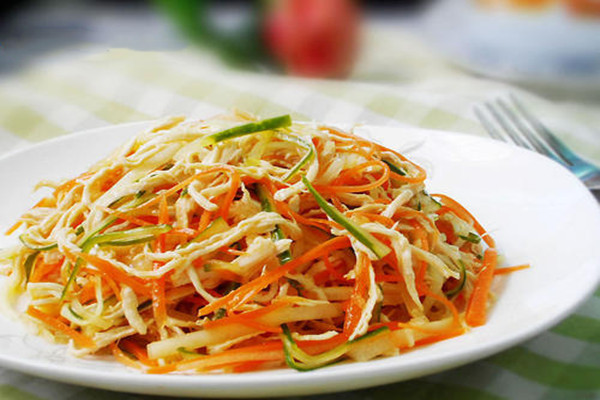 鸡丝黄瓜的做法窍门,鸡丝黄瓜的做法 鸡丝黄瓜的做法窍门,鸡丝黄瓜的做法