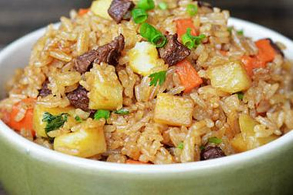 焖饭的家常做法,家常焖饭