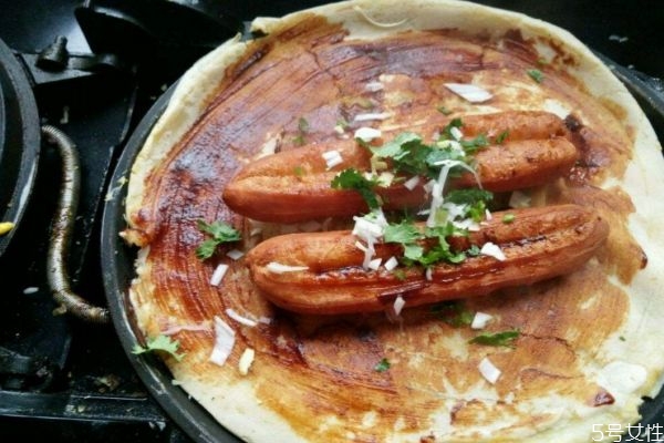 好吃的煎饼果子的做法,煎饼果子的做法大全