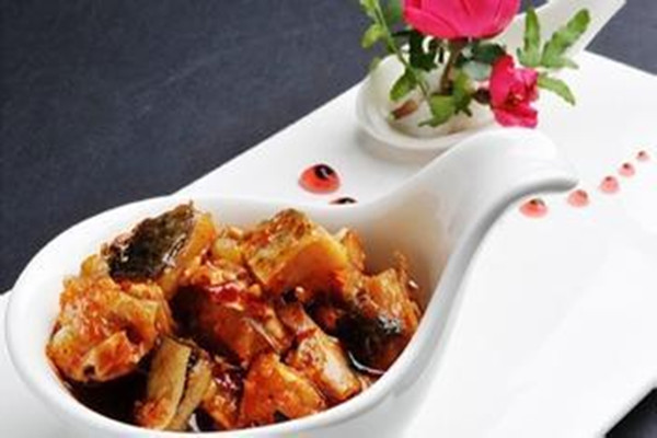 酒糟鱼怎么做好吃又不会坏,做酒糟鱼怎么做