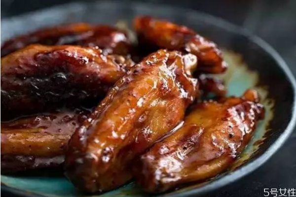红烧鸡翅的制作方法步骤,红烧鸡翅怎么烧好吃又简单窍门