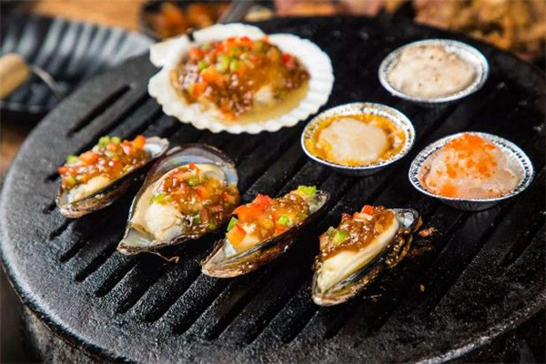 青口贝里面的黑色东西能吃吗,青口贝不能吃的部分图