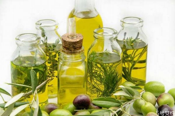 橄榄油减肥法,橄榄油减肥的作用如何 橄榄油减肥法,橄榄油减肥的作用如何