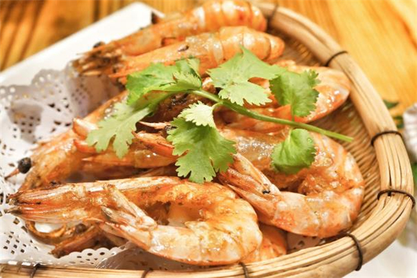 减肥可以吃明虾吗,减肥虾能吃吗?