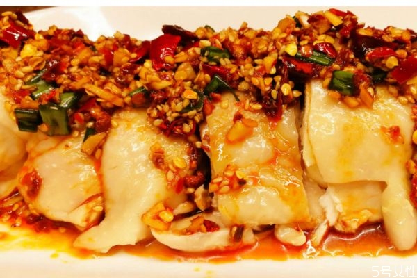 口水鸡能隔夜吃吗,隔夜的口水鸡还能吃吗