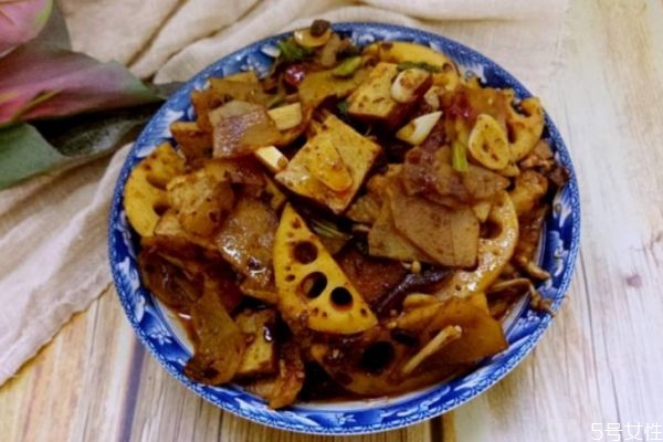 家庭自制麻辣香锅的做法,如何自制麻辣香锅