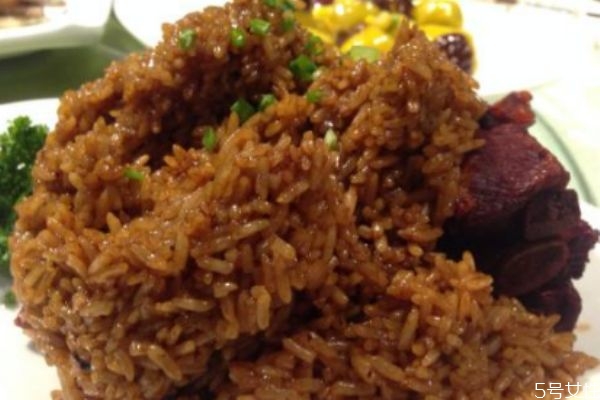 排骨糯米饭怎么做,糯米排骨饭最简单的做法