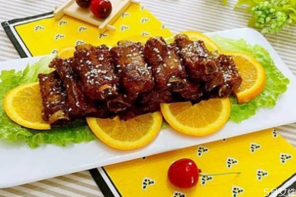 这样做糖醋排骨,如何做糖醋排骨好吃