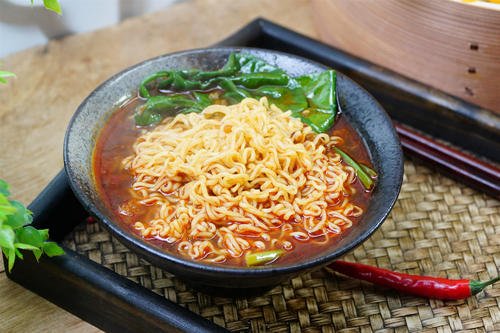 吃方便面要注意什么,吃方便面不能吃什么 吃方便面要注意什么,吃方便面不能吃什么