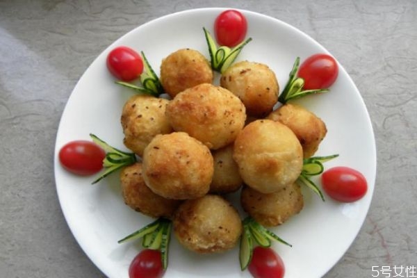 汤圆油炸酥脆做法,炸汤圆的正确做法