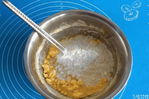 怎么用发酵粉发面,用酵母怎样发面