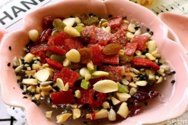 喝杏仁茶有什么好处,喝杏仁茶的好处