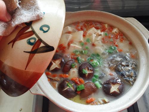 鲫鱼牛奶汤怎么做好吃,鲫鱼牛奶汤的做法