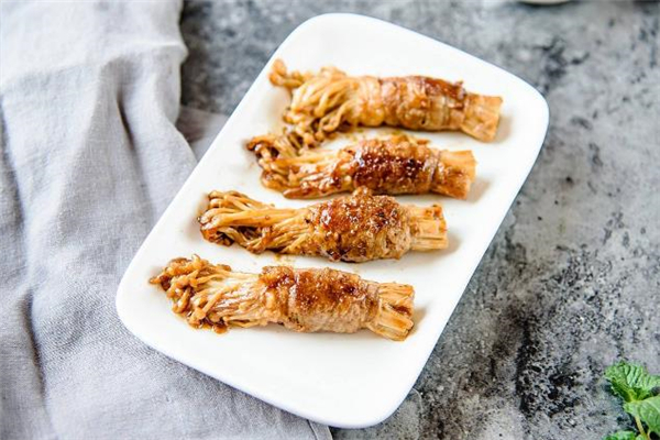 牛肉卷金针菇的汁怎么调,金针菇卷肥牛卷怎么做