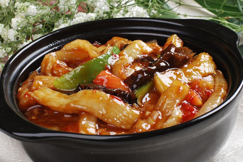 如何做鱼香茄子好吃又简单,鱼香茄子煲的做法 最正宗的做法 如何做鱼香茄子好吃又简单,鱼香茄子煲的做法 最正宗的做法