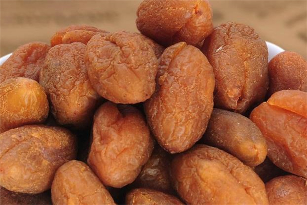 老年人可以吃干果蜜饯吗,蜜饯能多吃吗