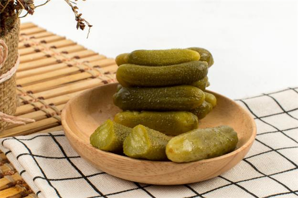 酸黄瓜孕妇能吃吗,孕早期可以吃酸黄瓜吗