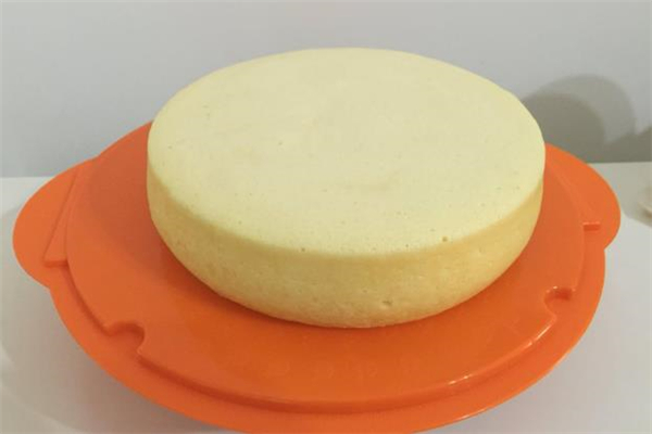 做蛋糕可以放米醋吗,做蛋糕可以放白醋吗