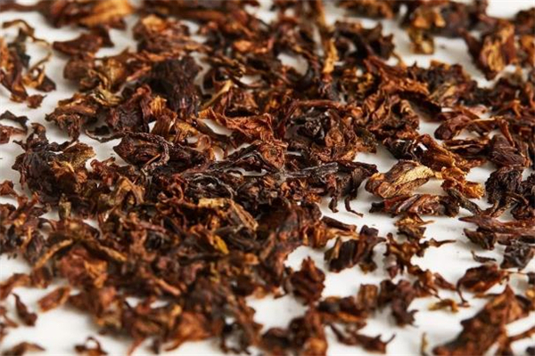 梅干菜吃多了会变黑吗,梅干菜怎么变黑