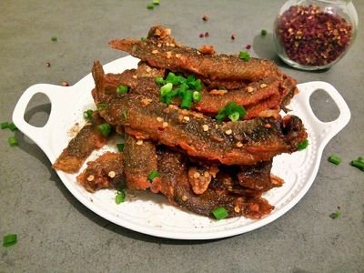 死泥鳅吃了有什么危害,死的泥鳅还能吃吗