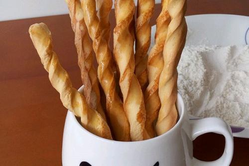 宝宝可以吃磨牙饼干吗,磨牙饼干什么时候可以给宝宝吃