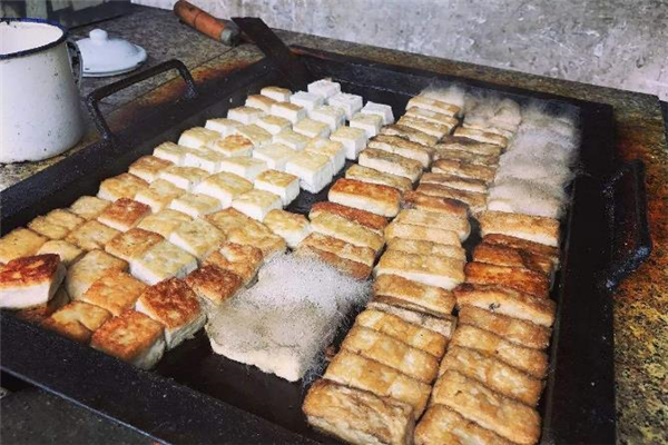 高血糖能吃毛豆吗,血糖高人能吃豆腐吗