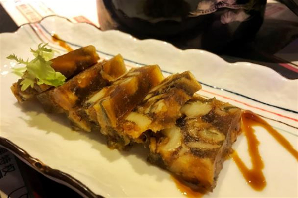 冰冻的鳗鱼放久了可以吃吗,鳗鱼冻了一年还能吃吗