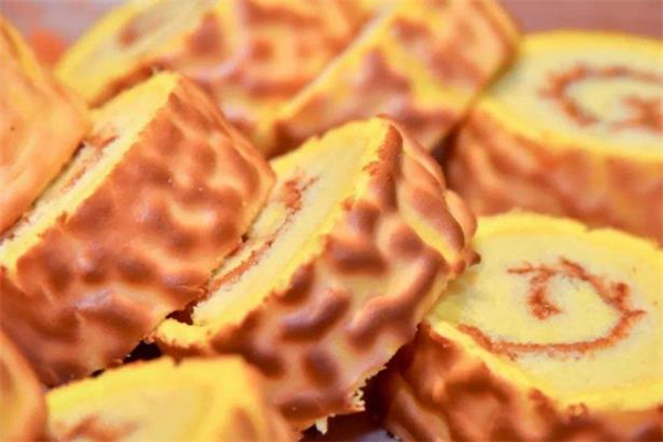 蛋糕是用高筋面粉还是低筋面粉,做蛋糕低筋面粉和高筋面粉的区别