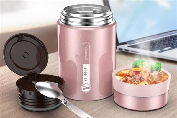 保温桶和焖烧杯哪个带饭好,带饭用焖烧杯好还是保温饭盒好 保温桶和焖烧杯哪个带饭好,带饭用焖烧杯好还是保温饭盒好