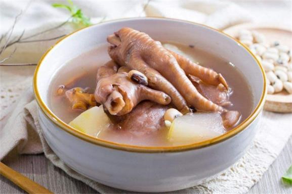 花生鸡爪汤可以下奶吗,鸡脚花生汤下奶吗