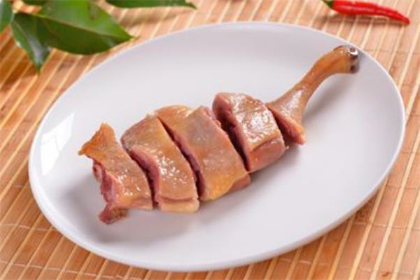 腊鸡腿怎么做好吃又简单,腊鸡腿怎么做好吃清蒸腊鸡腿