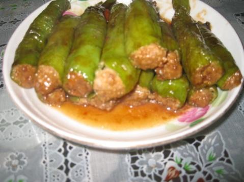 油焖青椒怎么做好吃,油焖青椒怎么做好吃视频