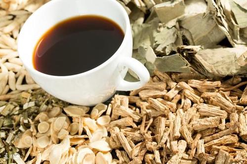 喝了变质的黄芪水怎么办,黄芪泡水不好喝怎么办