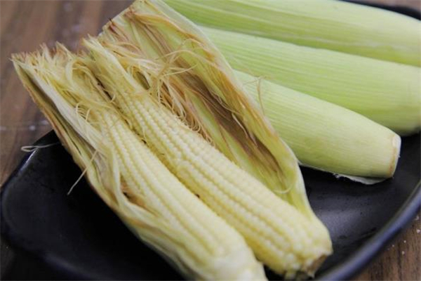 玉米笋可以整个吃吗,玉米笋吃法