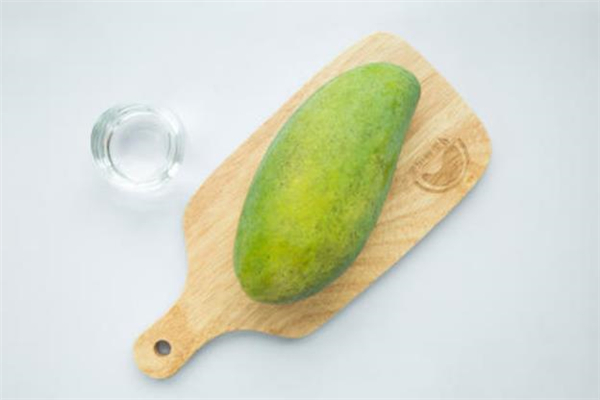 青芒切开太生了怎么办样子,青芒切开太生了怎么办 青芒果没熟可以吃吗