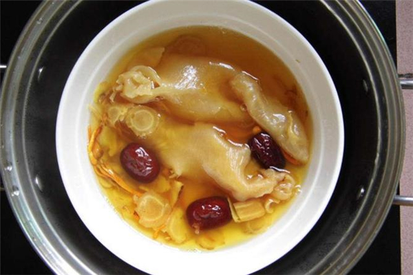 产后可以吃花胶汤吗,产妇什么时候可以吃花胶汤 产后可以吃花胶汤吗,产妇什么时候可以吃花胶汤