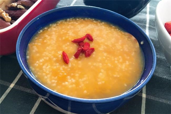 南瓜粥什么人不能吃,南瓜粥病人可以吃吗