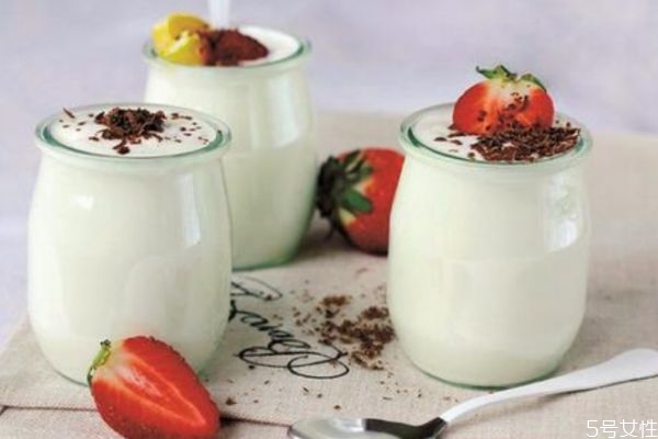 酸奶什么时候喝最好?,酸奶什么时候喝最好早上还是晚上 酸奶什么时候喝最好?,酸奶什么时候喝最好早上还是晚上