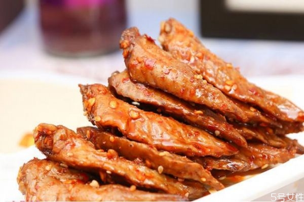 坐月子能不能吃鸡翅包饭,坐月子能不能吃鸡翅膀 坐月子能不能吃鸡翅包饭,坐月子能不能吃鸡翅膀