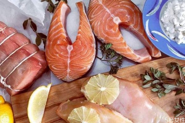 吃蛋白质粉有什么好处,喝蛋白质粉的好处和坏处 吃蛋白质粉有什么好处,喝蛋白质粉的好处和坏处